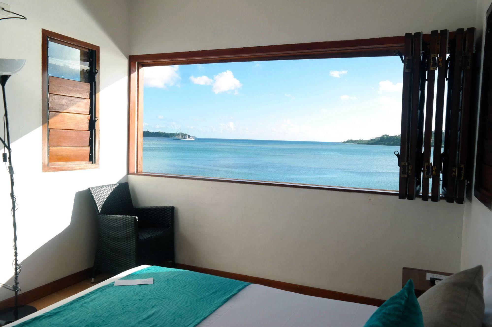 Moorings Hotel Port Vila Exterior foto