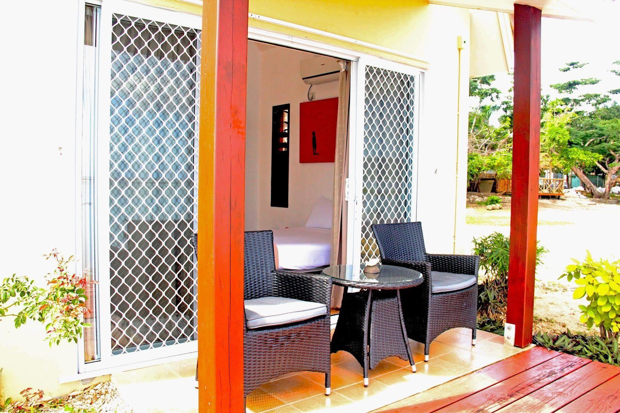 Moorings Hotel Port Vila Exterior foto