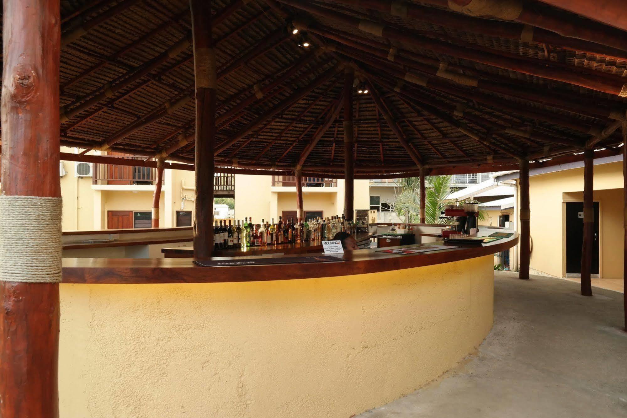Moorings Hotel Port Vila Exterior foto